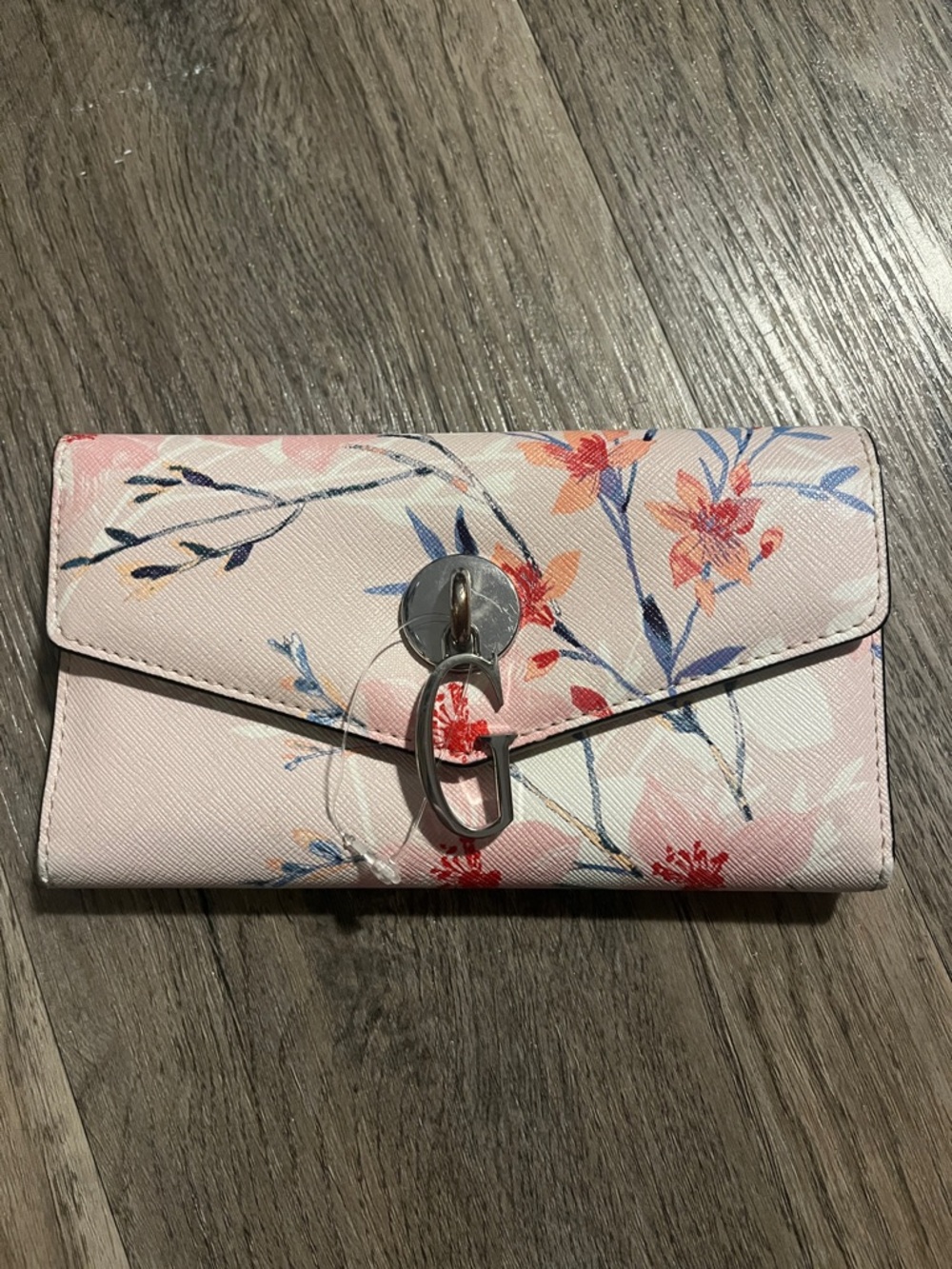 NEW GUESS Women's Godfrey Logo Charm Blush Pink Floral Print Trifold
Wallet